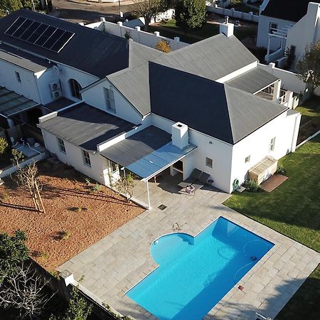 Largest One Bed Apartment & Private Pool In The Hoek Franschhoek Exterior photo